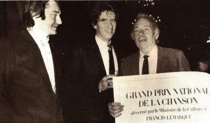 Francis Meilland rozen in tuinsetting, met Jack Lang en Francis Lemarque in 1982.