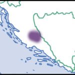 Pachystoma schelp met Europese kaart in roze, geel en zwart.