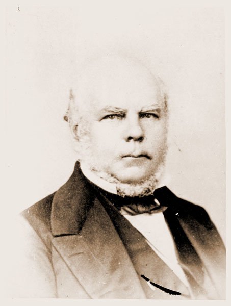 Stijlvol George Engelmann herenhorloge met zwarte wijzerplaat en leren band.