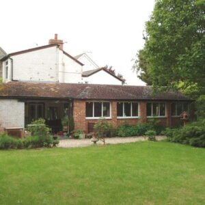 Moderne kunst- en ambachtelijke club in Murcott huis met kunstwerken en ambachtelijke benodigdheden.